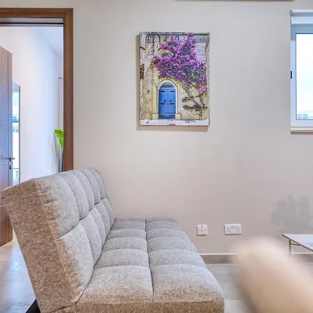 Daire Stylish One Bedroom Penthouse With 2 Sun Terraces Bfra1-3 Gzira