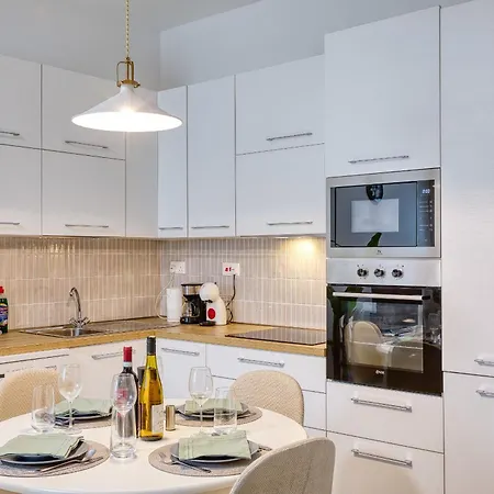 Stylish One Bedroom Penthouse With 2 Sun Terraces Bfra1-3 Daire *